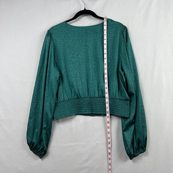 Rachel Zoe Blouse Womens XL Crop Top Green Long Sleeve Animal Print Holiday - Picture 8 of 14